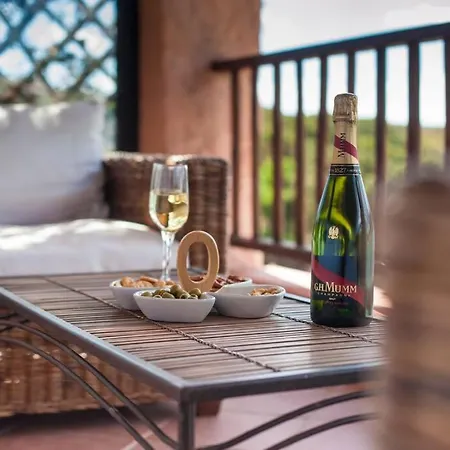 Terrace On Swimming Pool & Private Διαμέρισμα