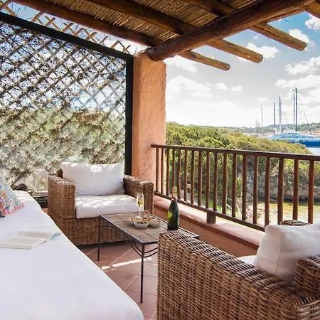 Apartment Terrace On Swimming Pool & Private